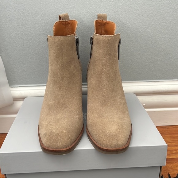 Lucky Brand Booties - Picture 2 of 6
